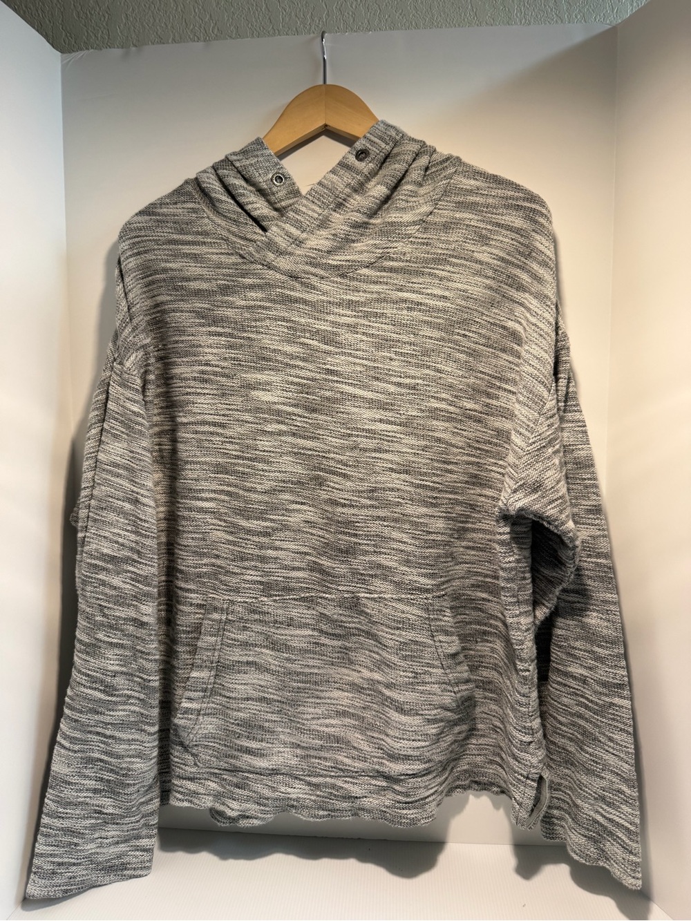 🔥‎ American Eagle Gray Marled Knit Crossover Hoodie L